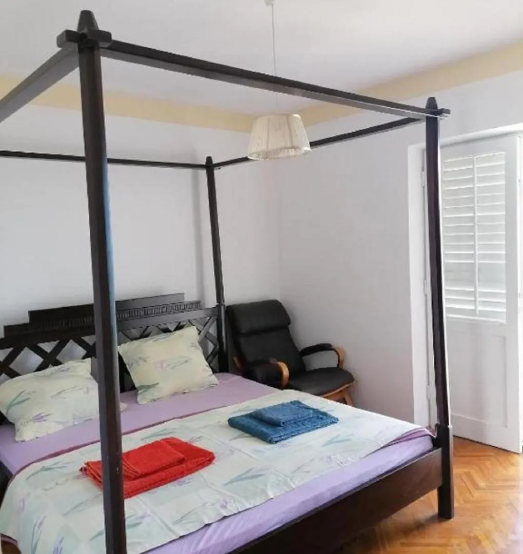 Apartment Andri Petrcane