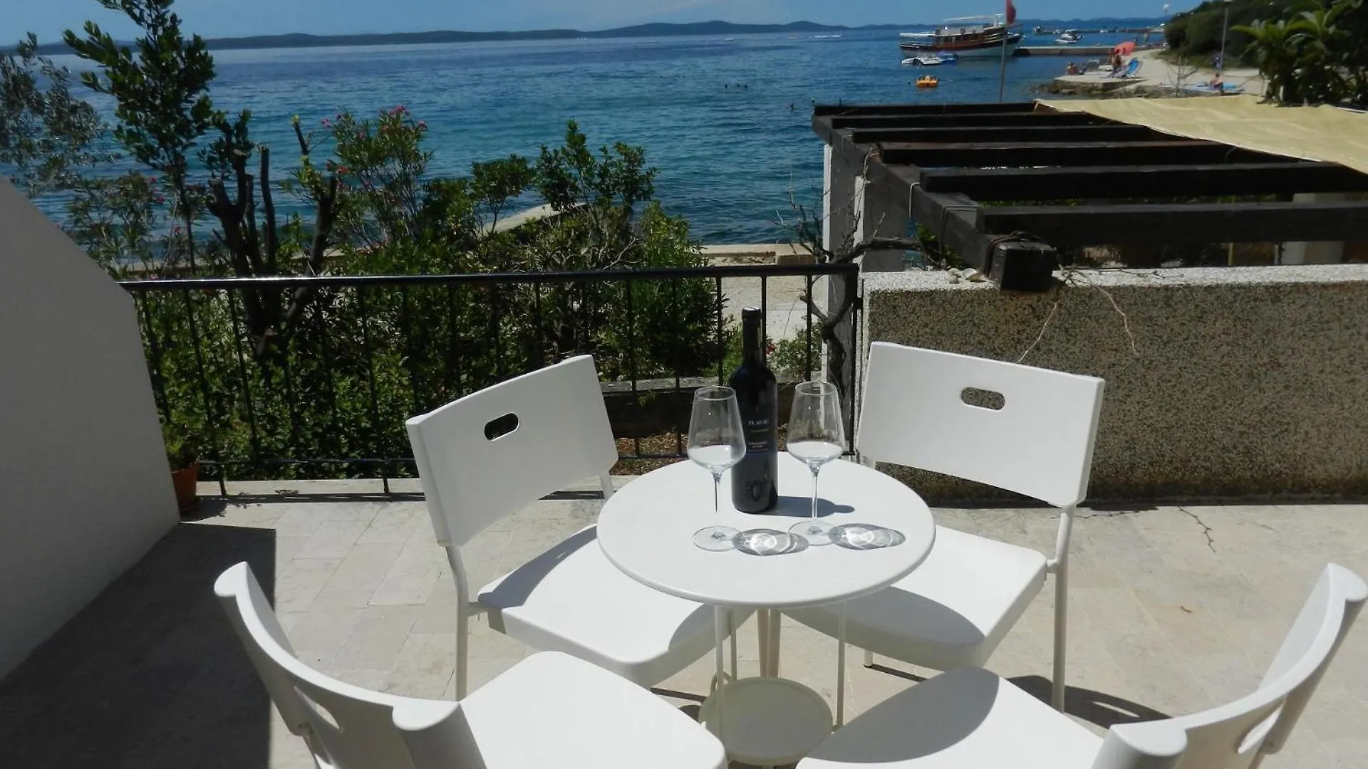Apartment Andri Petrcane 0*,  Croatia